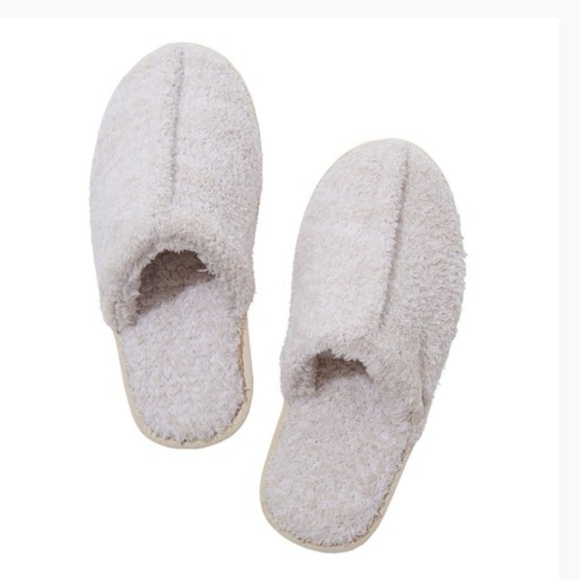 Barefoot Dreams Cozy Slippers - Picture 1 of 4